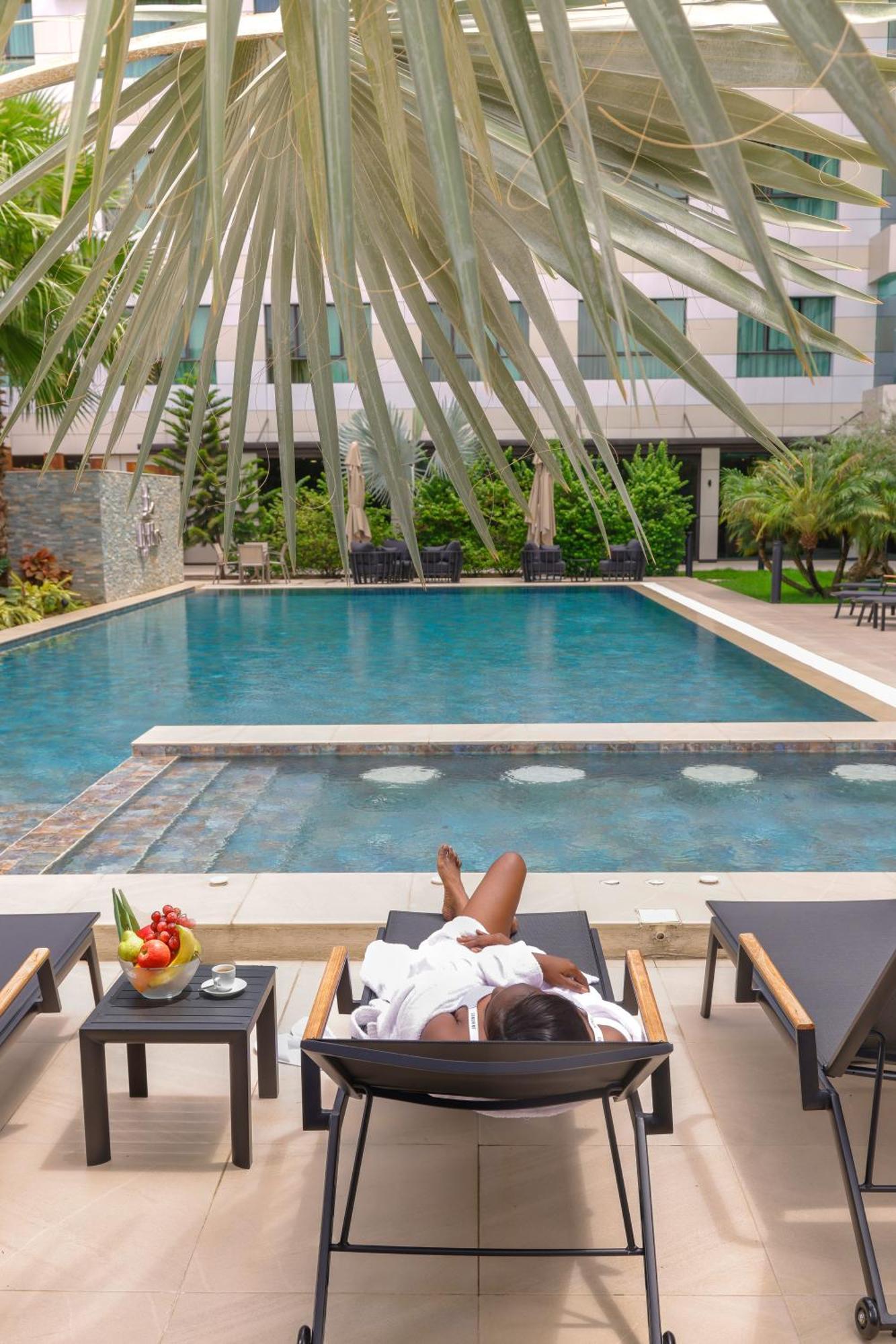 Byblos Hotel Abidjan Exterior photo