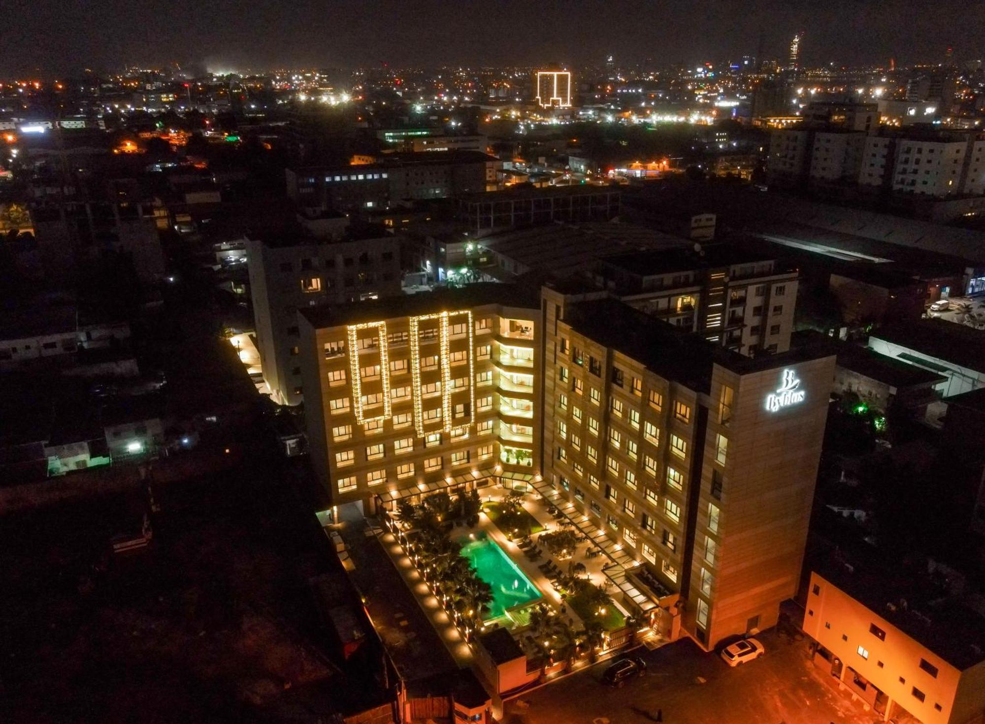 Byblos Hotel Abidjan Exterior photo